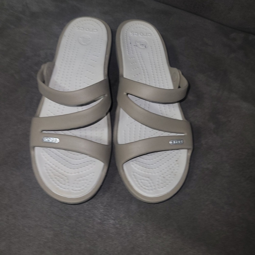 Crocs Patricia Women's Sandal Size 9 Tan Beige Neutral Cushion Strappy Water